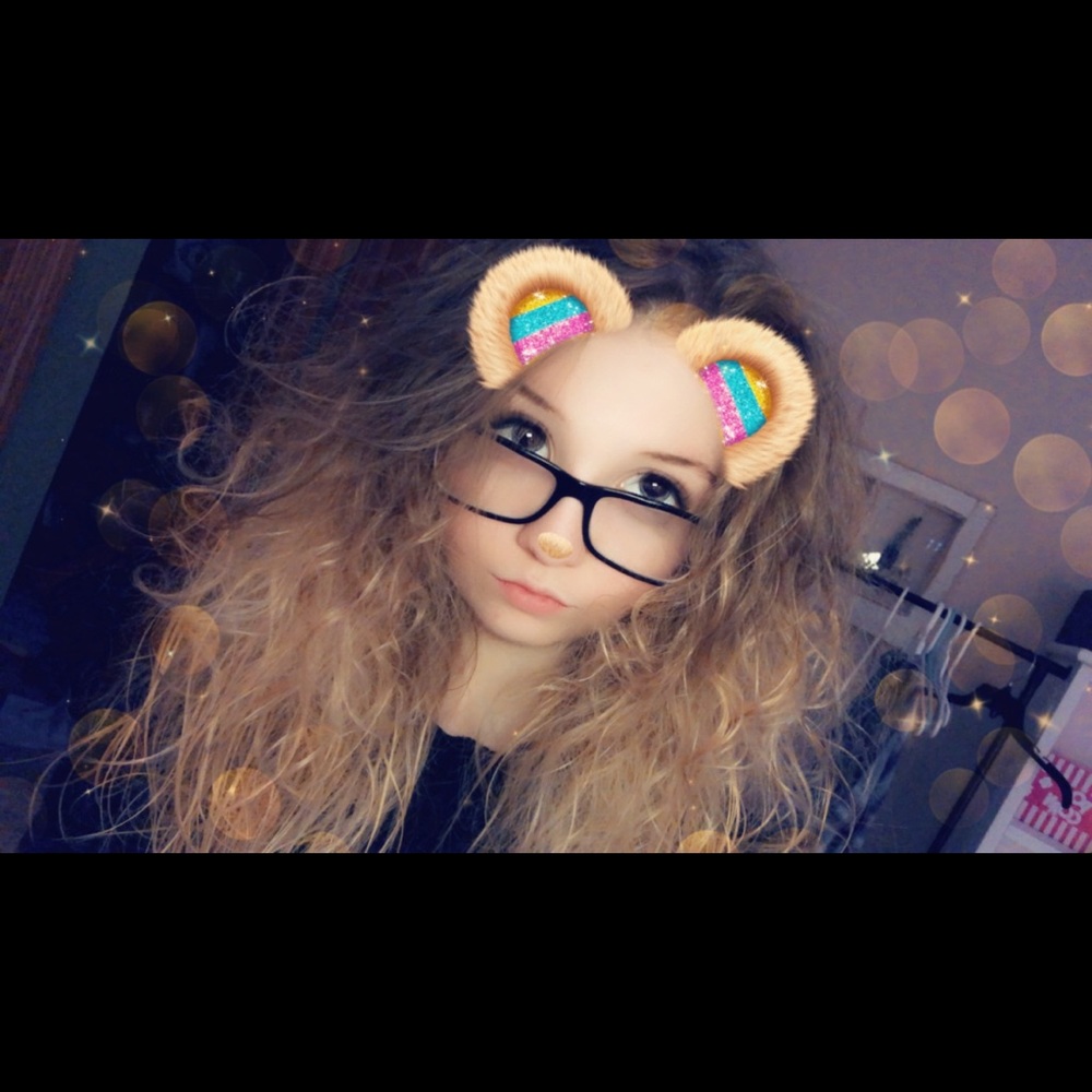 Meet your Posher, Hannah